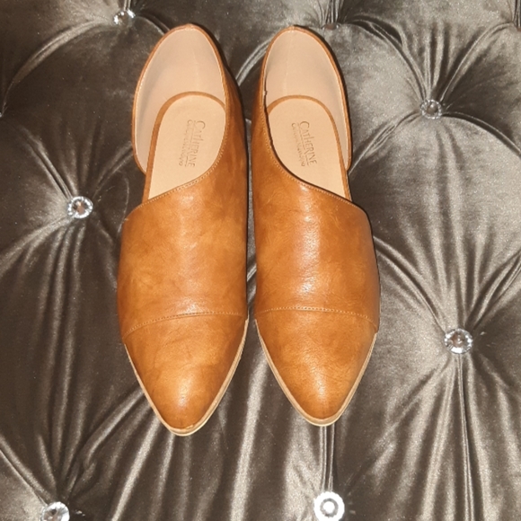 Shoes - Picture 1 of 2